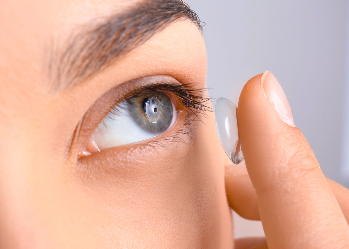 Con l'applicazione specialistica di Ottica Andrea, le lenti a contatto diventano una soluzione confortevole, sicura e visivamente impeccabile